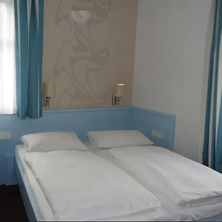 Koenigsaecker 3* Friedrichshafen
